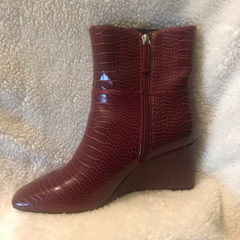 ELOQUII Size 10W Wedge Ankle Booties